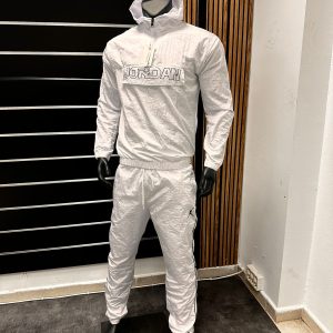 Chándal Jordan blanco