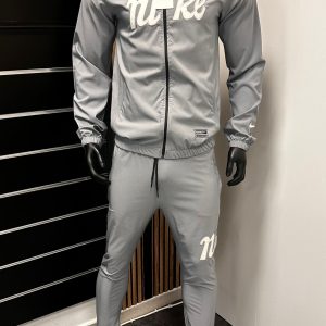 Chándal nike bordado