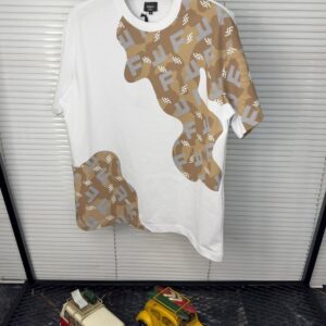Camiseta fendi