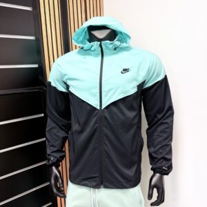 Chaqueta Nike 2026