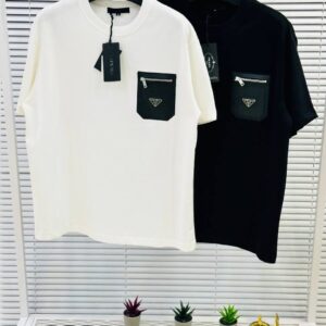 Camiseta Prada