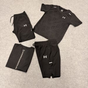 Conjunto Under Armour reflectante