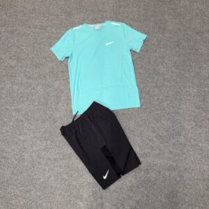 Conjunto Nike reflectante 2026