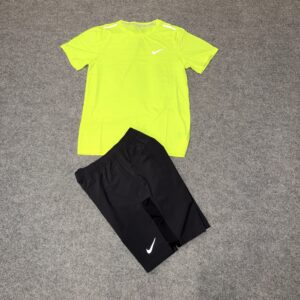 Conjunto Nike reflectante 2026